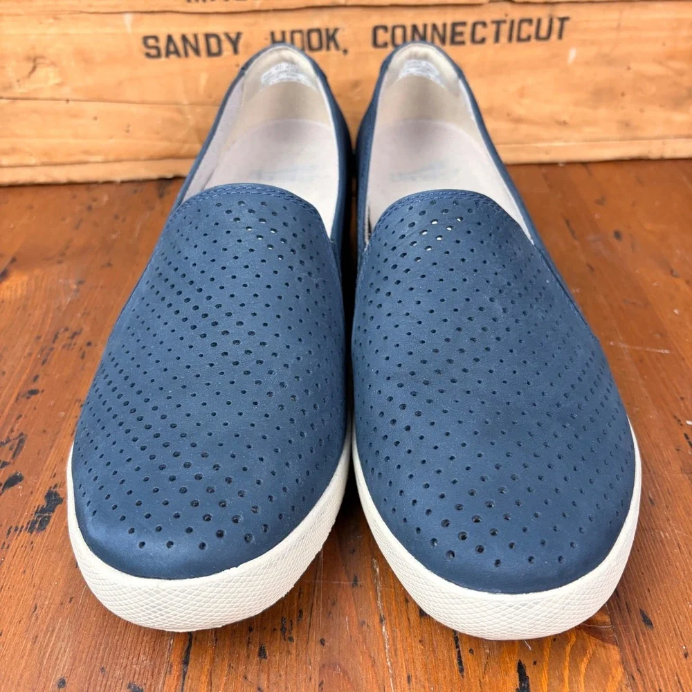 Dansko Honor Navy‎ Mens US 7 EU40 Perforated Leather Slip On Sneakers 4712757575